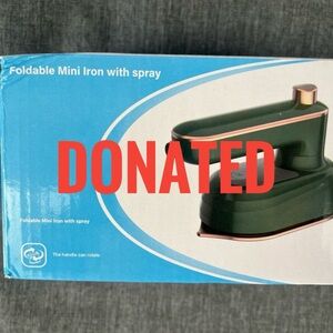 Green Mini Iron with Spray